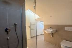 Loft-Charme unter dem Dach – Erstbezug, 2 Zimmer/EBK, frei Stuttgart West – Herderstr. 10, 70197 Kräherwald, Stuttgart – Vorschaubild 6