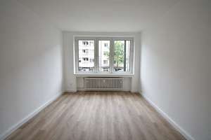 Spitzen Lage! Moderne 2-Zimmer-Wohnung mit Balkon  – Corneliusstr. 61, 40215 Friedrichstadt, Düsseldorf – Vorschaubild 1
