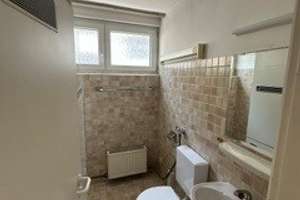 Schöne 3,5-Raum-Penthouse-Wohnung mit EBK und Balkon / Terrasse in Stuttgart – Obere Paulusstr. 105, 70197 Hasenberg, Stuttgart – Vorschaubild 19