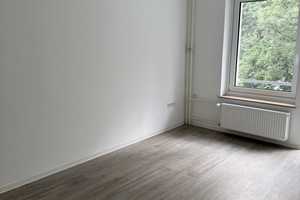 Studentenwhg. 2 ZKDB mit gehobener Innenausstattung mit Balkon und EBK in Köln Neuehrenfeld – Herkulesstr. 37, 50823 Köln – Vorschaubild 12