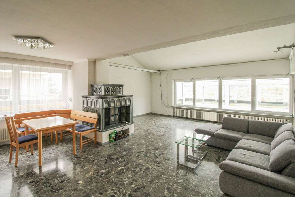 Immobilie in Pfullingen - Traumhaus mit Panoramablick – Ihr neues Zuhause mit exklusiver Ausstattung  - Bild 2