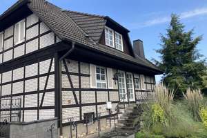 Gepflegtes Einfamilienhaus mit 3,5 Zimmern in Bonn - Duisdorf