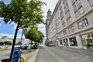 Wohnen im Stil der Zuckerbäcker-historische Karl-Marx-Allee – Die vollständige Adresse der Immobilie erhältst du vom Anbieter., 10243 Friedrichshain, Berlin – Vorschaubild 16