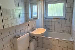 Eigener Garten! Wunderschöne, lichtdurchflutete 2-Zimmer-Wohnung mit Garten, Balkon und Stellplatz – Lindenstraße 2, 71522 Backnang – Vorschaubild 10