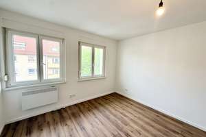 Ideal geeignet für 2-er WG! Freie & helle 2-Zimmer-Wohnung im 2.OG in nettem MFH direkt an der TH