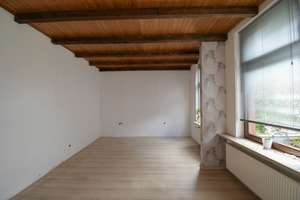 6736 - Zweifamilienhaus mit Entwicklungspotenzial in begehrter Lage von Nadorst nahe dem Pferdemarkt – Die vollständige Adresse der Immobilie erhältst du vom Anbieter., 26123 Ehnernviertel, Oldenburg (Oldenburg) – Vorschaubild 4