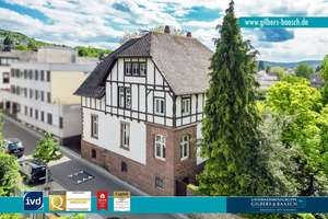 Konz-Stadt: Romantische Stadtvilla mit parkähnlichem Garten im Herzen von Konz