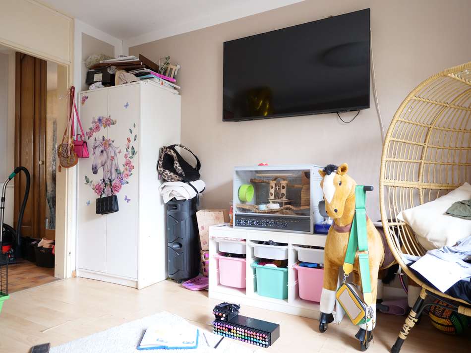 Schlafzimmer 2