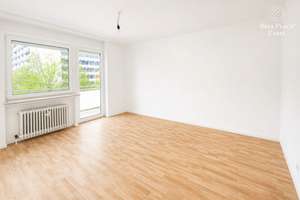 Sanierte 3-Zimmer-Wohnung mit Balkon im Plevierpark – Plievierpark 18, 81737 Neuperlach, München – Vorschaubild 2