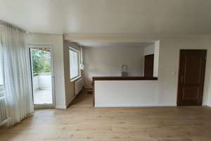 Modernisierte 2,5-Zimmer-Wohnung am Grünzug Sennestadt Nord – Die vollständige Adresse der Immobilie erhältst du vom Anbieter., 33689 Sennestadt, Bielefeld – Vorschaubild 2