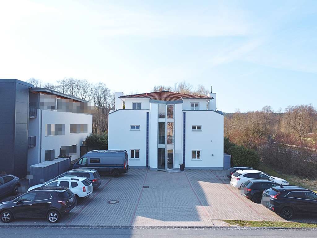 Immobilie in Heroldsberg - Wohn- & Geschäftshaus in Heroldsberg – voll vermietet mit 10 Stellplätzen & großem Grundstück - Bild 2