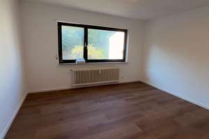 Kernsanierte 2-Zimmer Wohnung mit zwei Balkonen in Pforzheim (Nordstadt/Nähe Wartberg) zu vermieten – Die vollständige Adresse der Immobilie erhältst du vom Anbieter., 75177 Nordstadt, Pforzheim – Vorschaubild 9