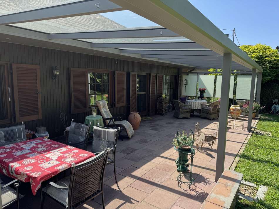 Überdachte Terrasse