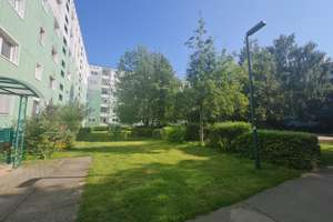 Wohnen mit Charakter: 2-Zimmer-Apartment in Berlin – Neubrandenburger Straße 82, 13059 Neu-Hohenschönhausen, Berlin – Vorschaubild 2