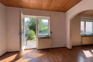Doppelhaushälfte mit großem Garten – Die vollständige Adresse der Immobilie erhältst du vom Anbieter., 74080 Böckingen, Heilbronn – Vorschaubild 4