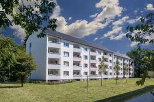 Ihr Rückzugsort in der Teichbreite: Loggia mit Blick ins Grüne – Drömlingstr. 7, 38448 Teichbreite, Wolfsburg – Vorschaubild 3