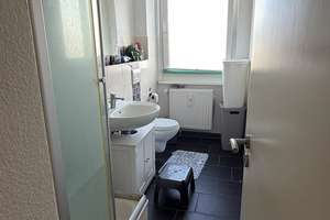 Viel Platz für den Alltag: 4-Zimmer-Wohnung in Heide – Föhrer Str. 42, 25746 Heide – Vorschaubild 3