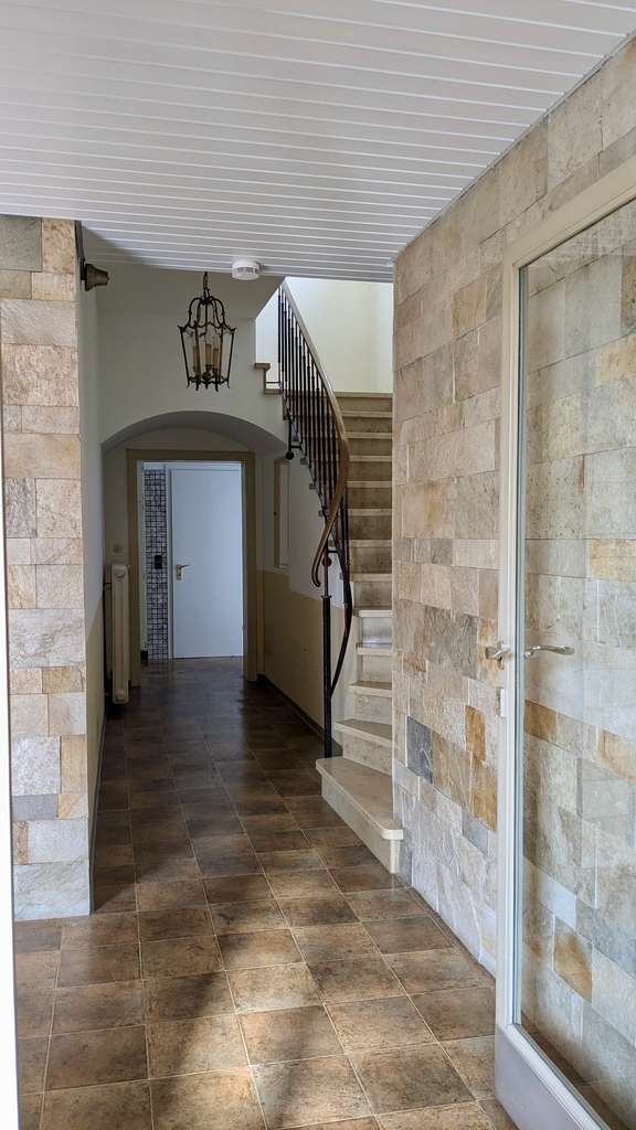 Immobilie in Neu-Ulm - Projektiertes 3 Fam. Haus auf 988 m² Grundstück! Sofort Frei! - Bild 2