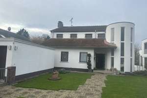 Geräumiges Zweifamilienhaus, Doppelgarage, Traumgarten – Die vollständige Adresse der Immobilie erhältst du vom Anbieter., 63538 Großkrotzenburg – Vorschaubild 1