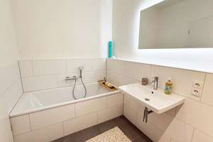 Eine solide Entscheidung: 3 Zimmer Neubau mit gemütlicher Süd-Loggia und durchdachtem Grundriss – Niendorfer Weg 11-15, 22453 Groß Borstel, Hamburg – Vorschaubild 8