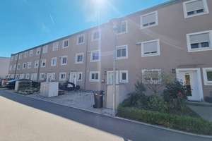 Modernes Familienhaus mit Dachterrasse in Regensburg-Burgweinting – einziehen und zuhause ankommen – Die vollständige Adresse der Immobilie erhältst du vom Anbieter., 93053 Burgweinting-Harting, Regensburg – Vorschaubild 16