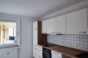 Großzügige 1-Raum-Wohnung mit Einbauküche