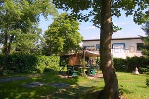 VIDEO - Wohnen in Parklage. hübsche 3-Zimmer-Wohnung mit LAMINAT & WANNENBAD. STELLPLATZ möglich ... – Ossietzkystr. 58, 4347 Schönefeld-Abtnaundorf, Leipzig – Vorschaubild 11