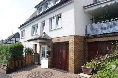 Zweifamilienhaus mit solider Basis und großem Grundstück in Oedingen (Verkauf o. Vermietung)