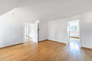 Romantische Doppelhaushälfte in ruhiger Lage von Solln – Die vollständige Adresse der Immobilie erhältst du vom Anbieter., 81477 Solln, München – Vorschaubild 10