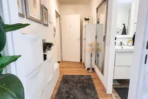 Möblierte 2-Zimmer-Eigentumswohnung mit Balkon, Klima & TG in Wiesbaden – Eltviller Straße 19, 65197 Rheingauviertel / Hollerborn, Wiesbaden – Vorschaubild 8