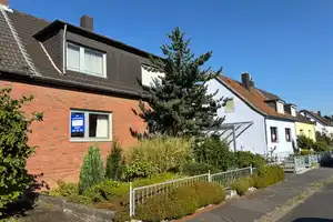 Brühl-Vochem: DHH mit schönem Grundstück in ruhiger Lage – Fronhofweg 15, 50321 Rhein-Erft-Kreis – Vorschaubild 1