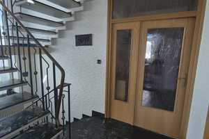 Ein- Zweifamilienhaus in renoviertem Zustand mit großzügiger Doppelgarage – Lindenstraße 5, 35581 Lahn-Dill-Kreis – Vorschaubild 8