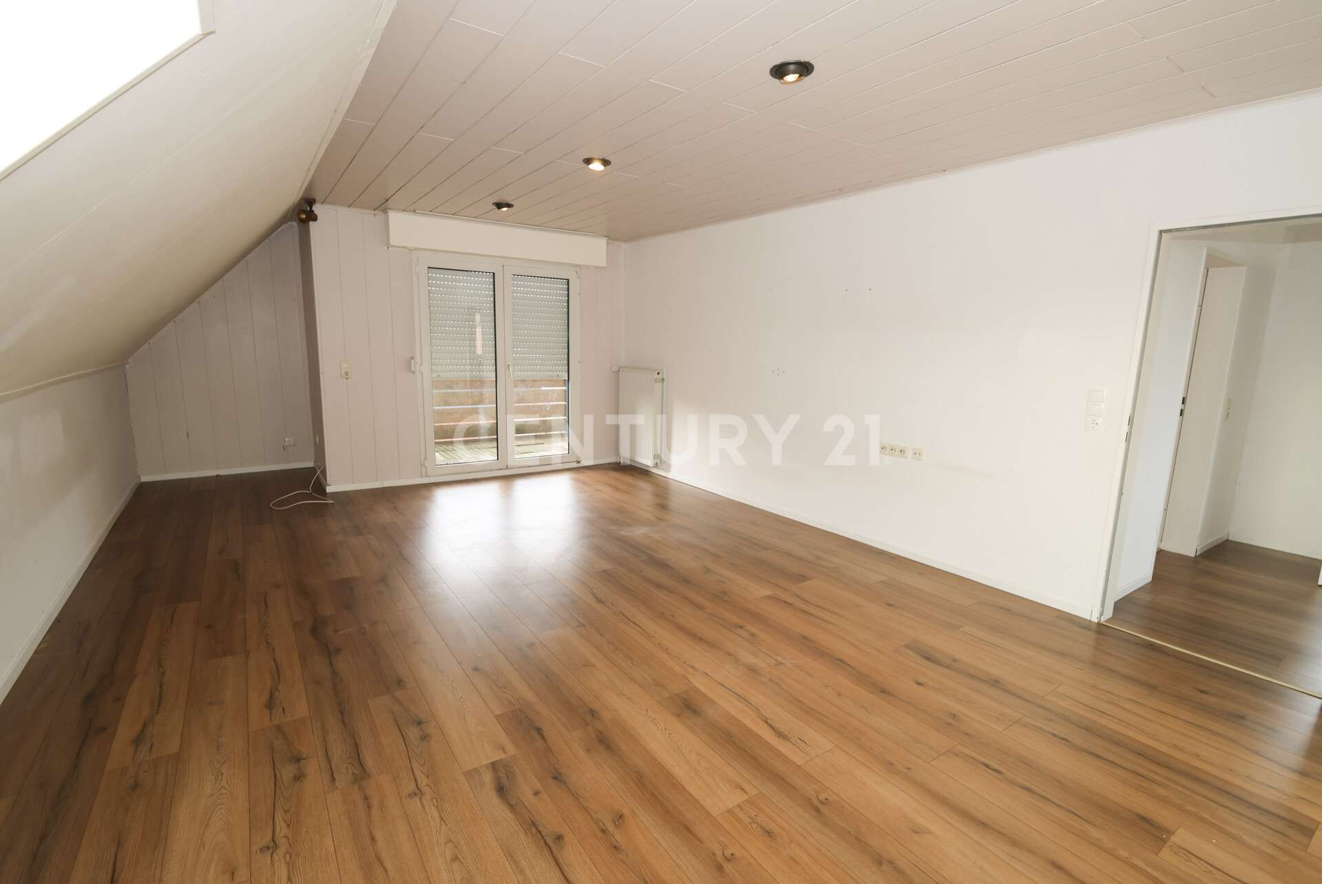 Immobilie in Bad Bentheim - Großes EFH mit drei Garagen auf großem Grundstück! - Bild 4