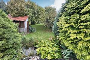 Charmante gepflegte Doppelhaushälfte mit großzügigem Garten in Augsburg-Bärenkeller – Die vollständige Adresse der Immobilie erhältst du vom Anbieter., 86156 Bärenkeller, Augsburg – Vorschaubild 4