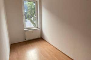 Helle 4 Zi. Wohnung im 1. OG li. in Mehrfamilienhaus – Ferdinandstr. 1, 45889 Bismarck, Gelsenkirchen – Vorschaubild 5