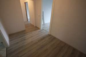 4-Zimmer-Wohnung charmanter Altbau – Carnaperstr. 79, 42283 Barmen, Wuppertal – Vorschaubild 3