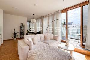 Urbanes Wohnen: Stilvolle 3-Zimmer-Wohnung mit Dachterrasse in bester Innenstadtlage
