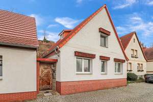 Charmantes Einfamilienhaus mit einzigartigem Außenbereich, Garten und Wasserzugang in Havelberg! – Die vollständige Adresse der Immobilie erhältst du vom Anbieter., 39539 Havelberg – Vorschaubild 6