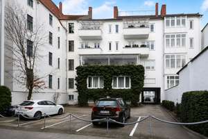 Stilvolle Penthouse-Wohnung – nur wenige Schritte von der Eilenriede entfernt – Die vollständige Adresse der Immobilie erhältst du vom Anbieter., 30163 List, Hannover – Vorschaubild 9