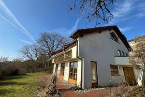 Modernes Wohnhaus in toller Stadtlage mit viel Platz für Ihre Familie (mit Wärmepumpe und PV-Anlage) – Coburg – Vorschaubild 4