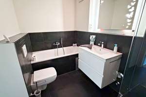Wunderschöne Etagenwohnung in Solingen Mitte – Die vollständige Adresse der Immobilie erhältst du vom Anbieter., 42651 Solingen-Mitte, Solingen – Vorschaubild 12