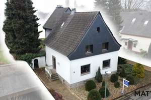 GE Scholven Renovierungsbedürftiges Zweifamilienhaus im Erbbaurecht, ideal für Kapitanleger – Die vollständige Adresse der Immobilie erhältst du vom Anbieter., 45896 Scholven, Gelsenkirchen – Vorschaubild 2