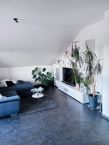 Gepflegte 4-Zimmer-Wohnung mit Balkon und Einbauküche in Östringen