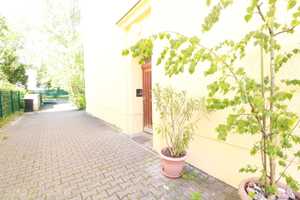 Vermietete Altbauwohnung mit Balkon und Hausgarten als Kapitalanlage – Berlin – Vorschaubild 4