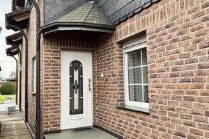 Großzügige Doppelhaushälfte mit ca. 223 m² Wohnfläche in Dortmund-Deusen