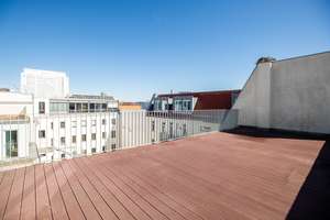 Bezugsfreies Penthouse Berlin-Mitte I 2 Terrassen, Weitblick I nahe Bundestag I Gestaltungspotenzial – Die vollständige Adresse der Immobilie erhältst du vom Anbieter., 10117 Mitte (Ortsteil), Berlin – Vorschaubild 3