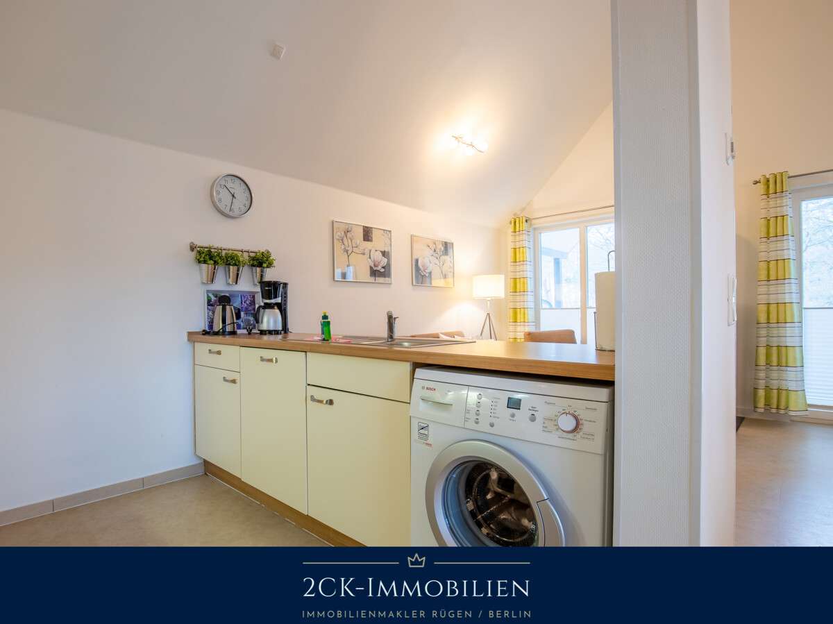 Immobilie in Glowe - 2 Zimmer Premium Ferienwohnung in Glowe, strandnah, zwei Balkone, Sauna, Kamin, inkl. Stellplatz! - Bild 6