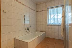 Eging am See: Kleines Einfamilienhaus – Bungalow, ideal für Ehepaar – Die vollständige Adresse der Immobilie erhältst du vom Anbieter., 94535 Eging am See – Vorschaubild 12