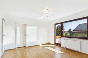 Generationen-Glück mit Gartenblick: lichtdurchflutetes Zweifamilienhaus mit Doppelgarage – Die vollständige Adresse der Immobilie erhältst du vom Anbieter., 70567 Möhringen-Süd, Stuttgart – Vorschaubild 10