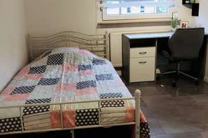 Schönes Zimmer in ruhiger, zentraler WG – nur für Frauen – Am Hetzenbäumle 156, 89075 Eselsberg, Ulm – Vorschaubild 1